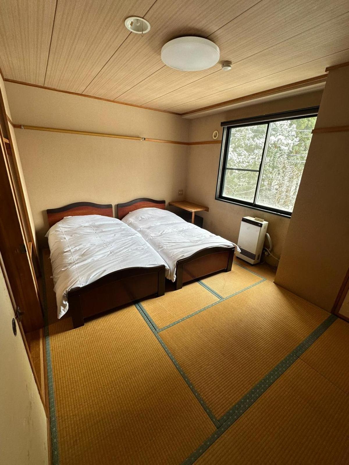 Gondola House Hotel Nozawaonsen Bagian luar foto