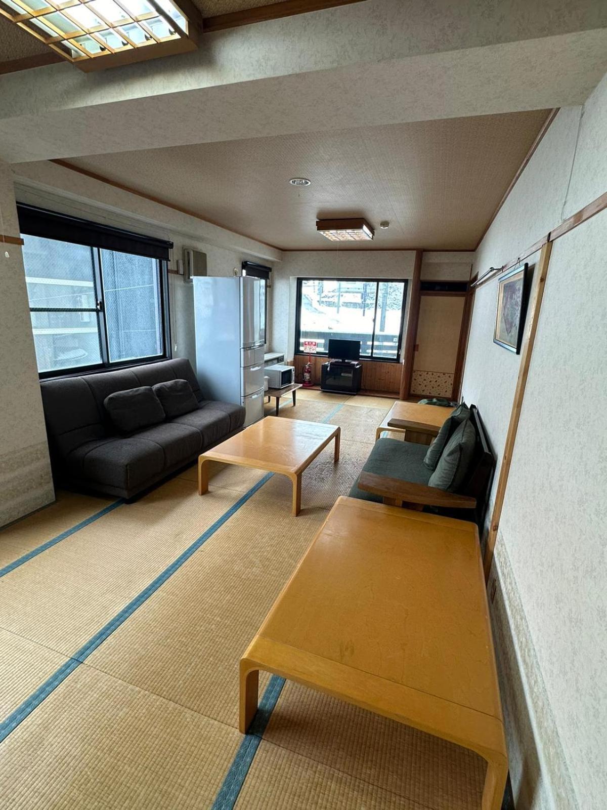 Gondola House Hotel Nozawaonsen Bagian luar foto